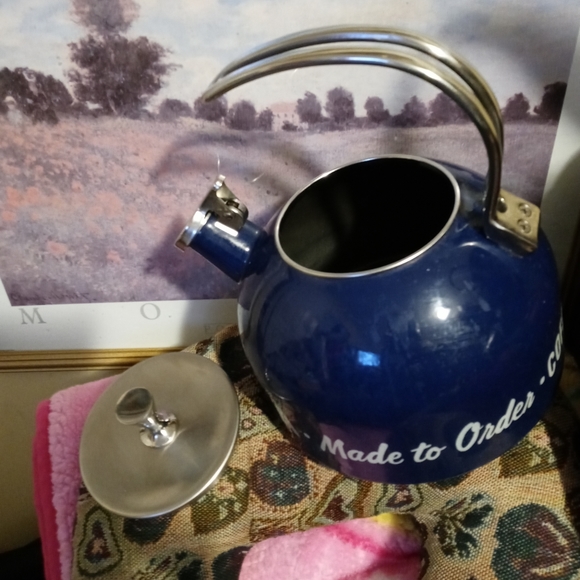 🏫☕KATE SPADE N.Y. BLUE TEA KETTLE🍵COLLECTIBLE VINTAGE CLOSEOUT. - Picture 5 of 16